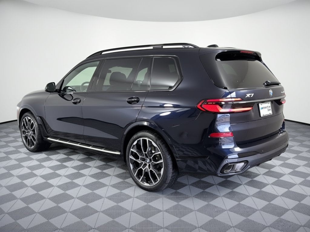 New 2027 BMW X7 xDrive40i SUV