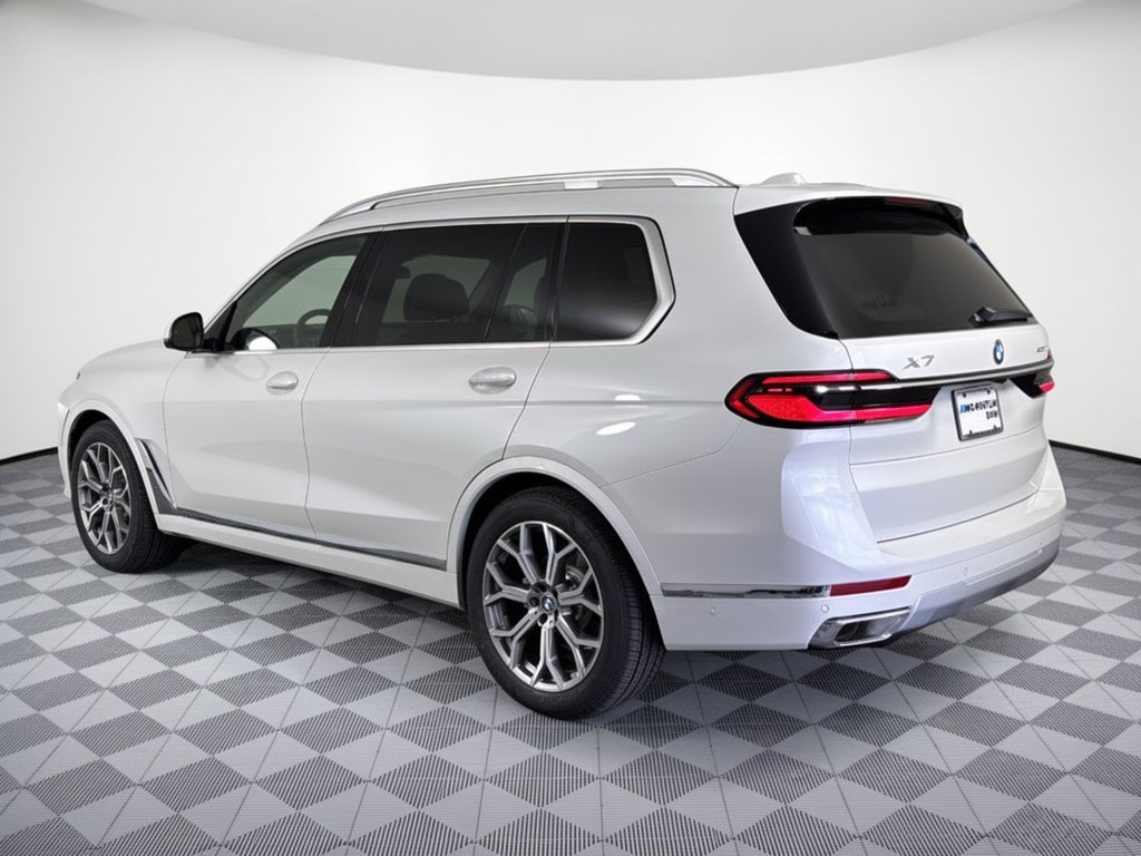 New 2027 BMW X7 xDrive40i SUV