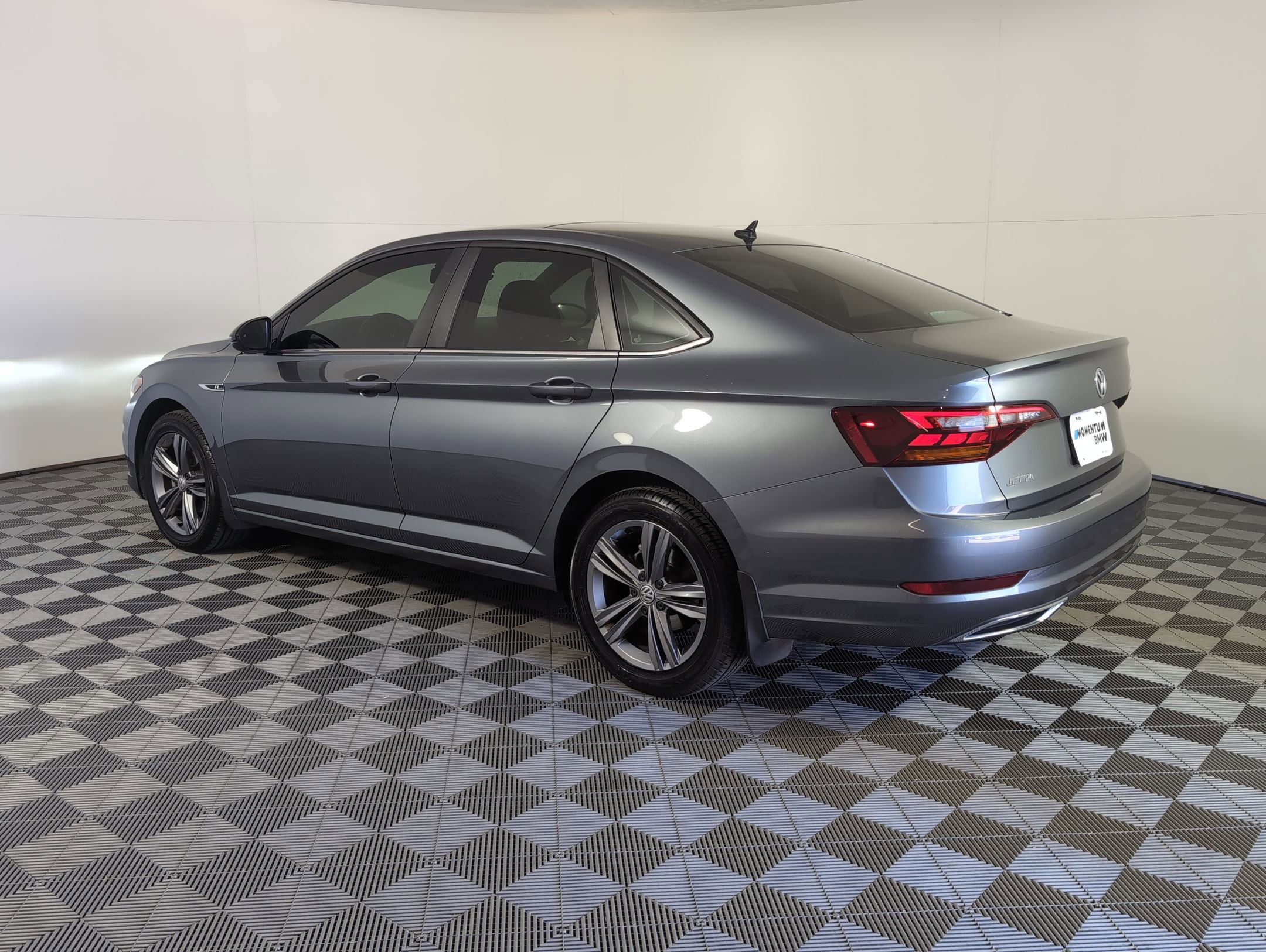 2019 Volkswagen Jetta 1.4T R-Line photo 3