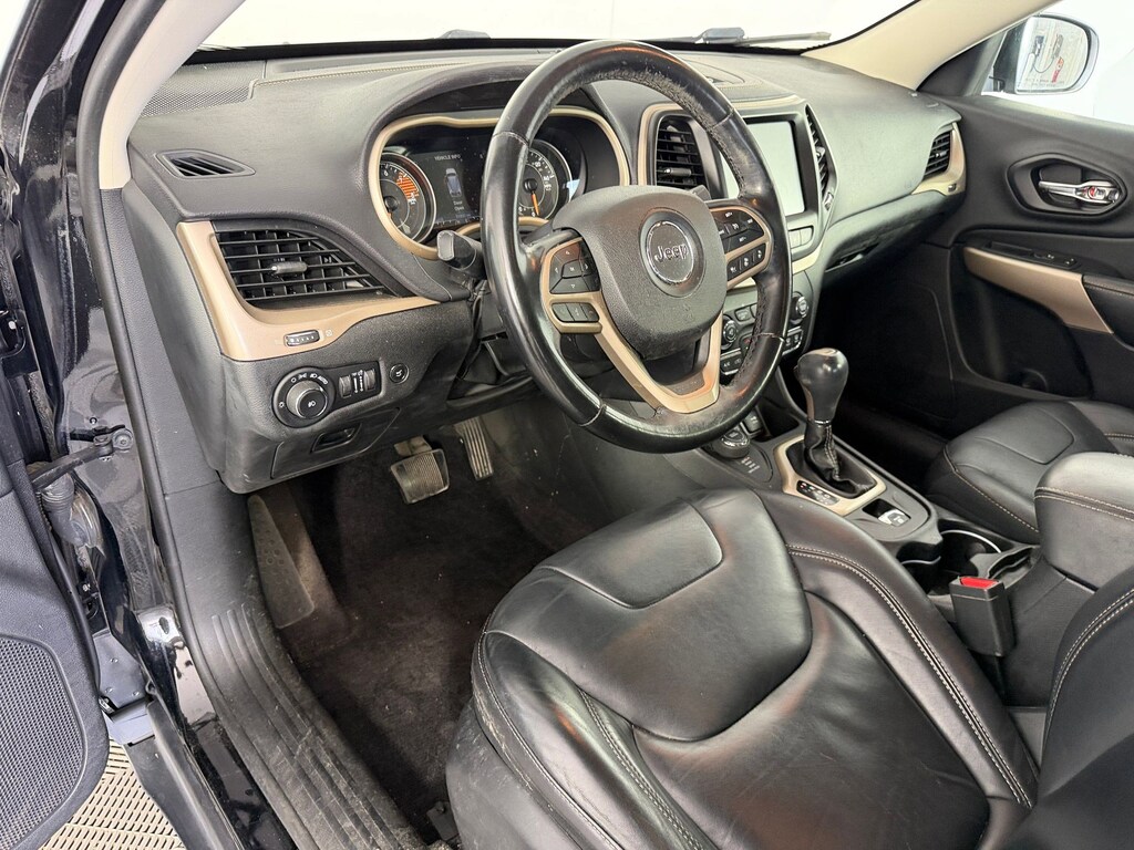 Used 2018 Jeep Cherokee Limited 4x4 SUV