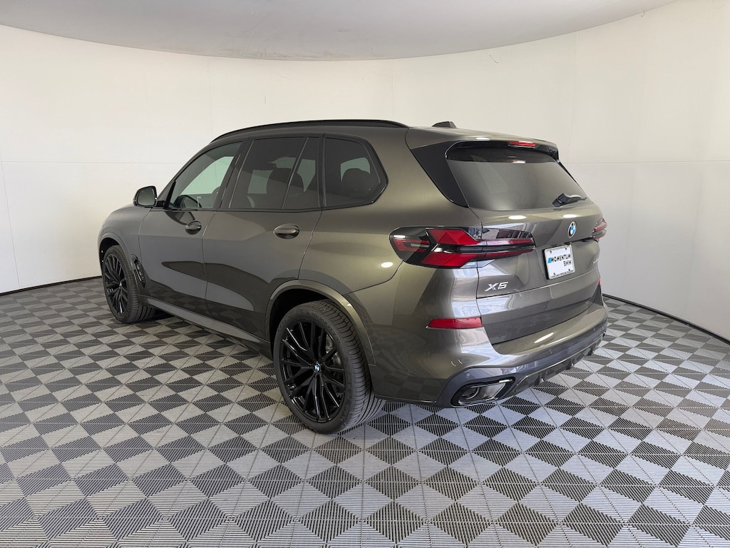 New 2026 BMW X5 sDrive40i SUV