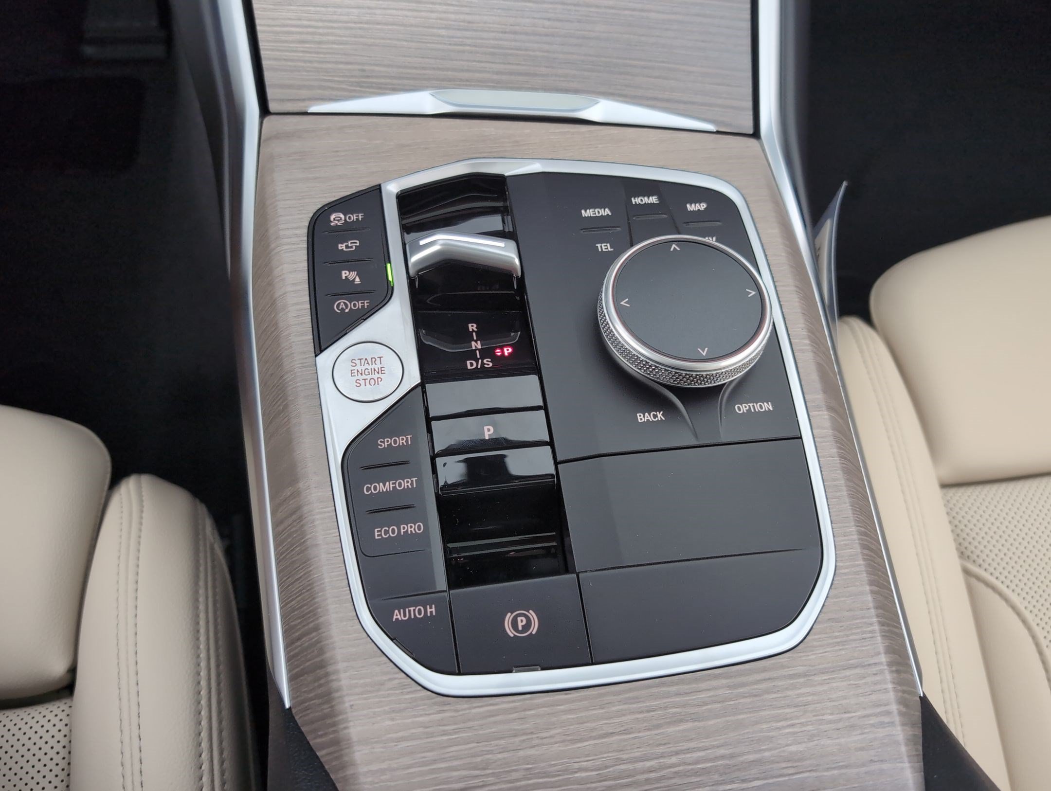 2026 BMW 2 Series 230i - Photo 15
