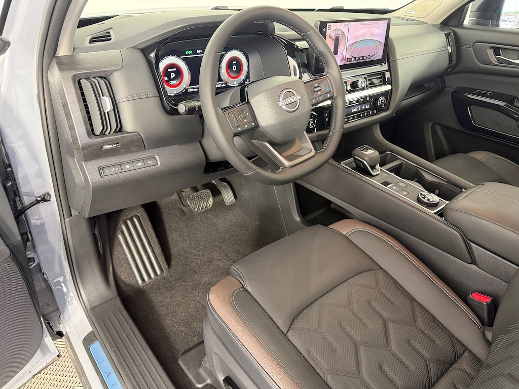 Used 2026 Nissan Pathfinder Platinum SUV