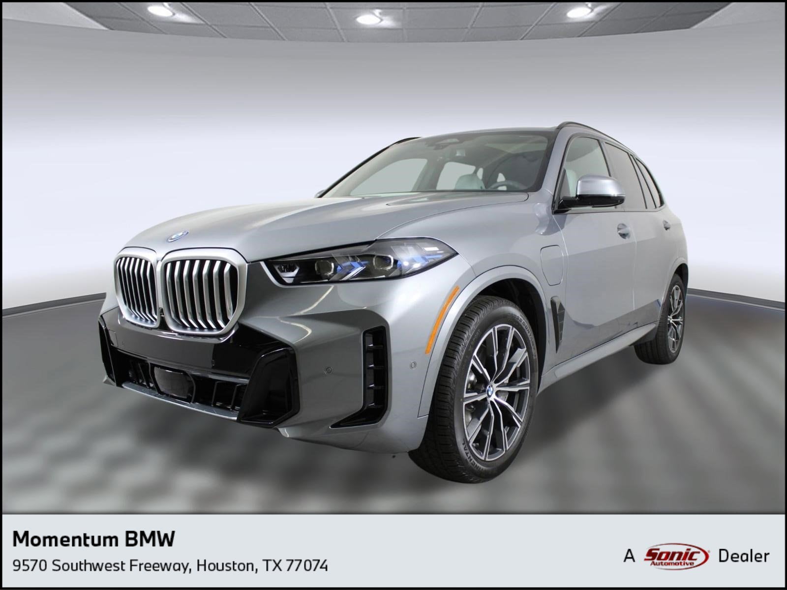 2026 BMW X5 xDrive50e's photo