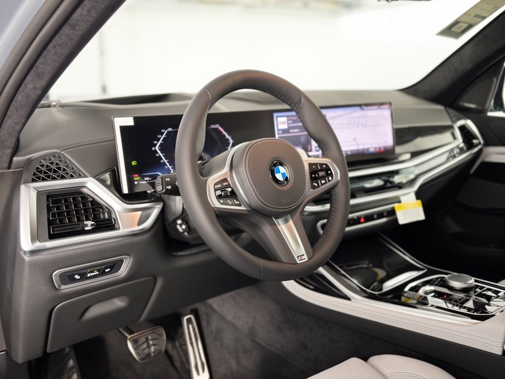 New 2027 BMW X7 xDrive40i SUV
