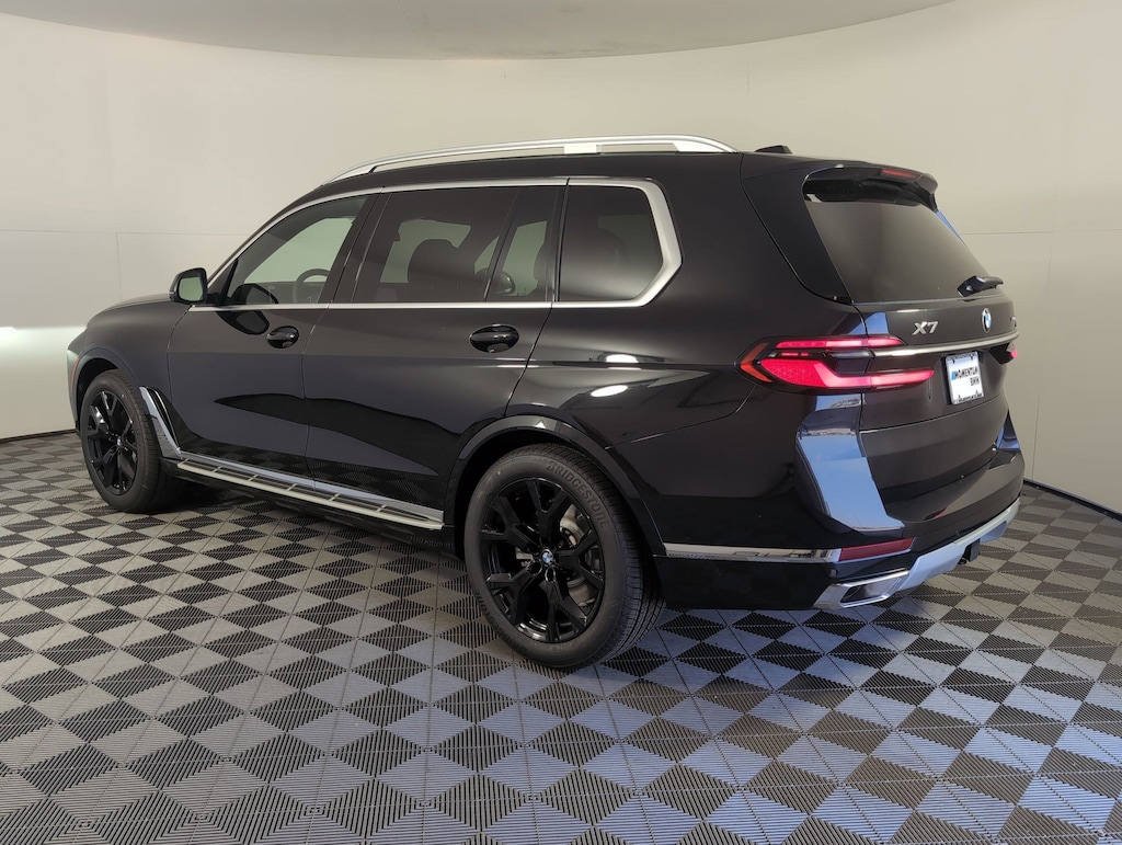 New 2026 BMW X7 xDrive40i SUV