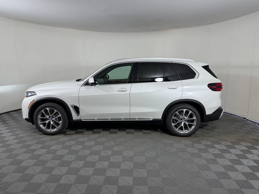 New 2026 BMW X5 xDrive40i SUV