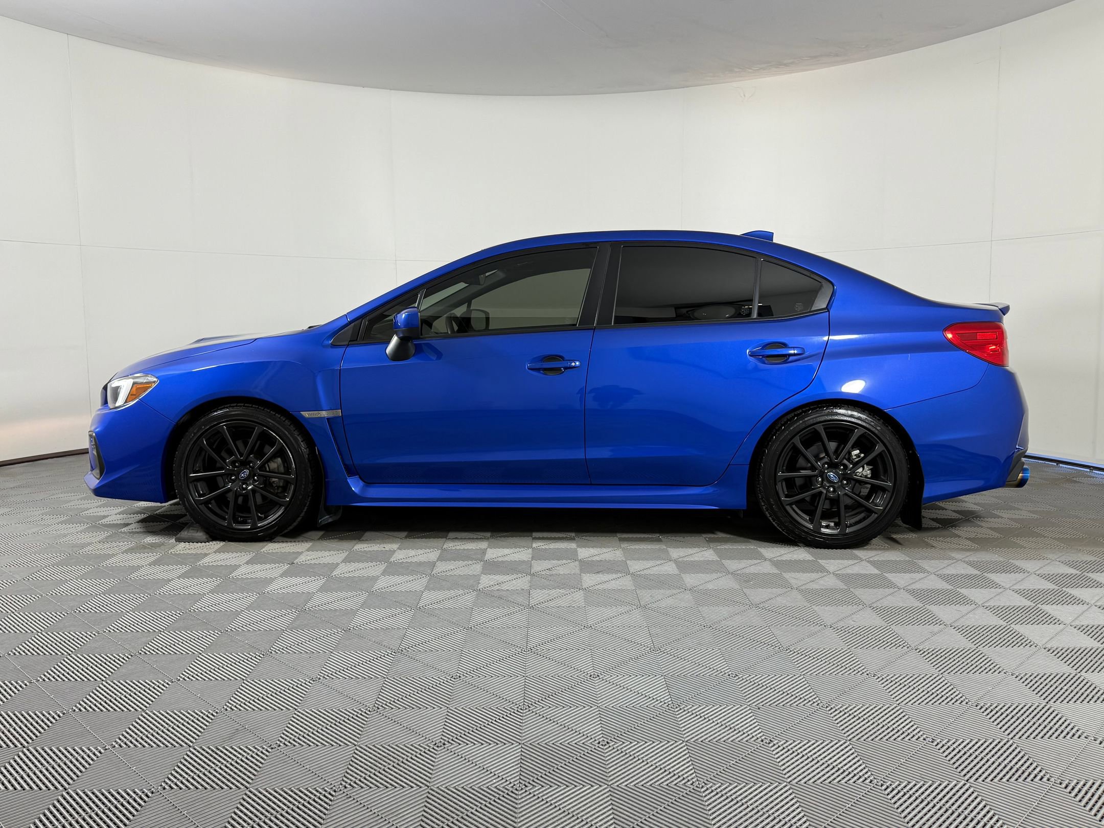 2020 Subaru WRX Premium photo 2