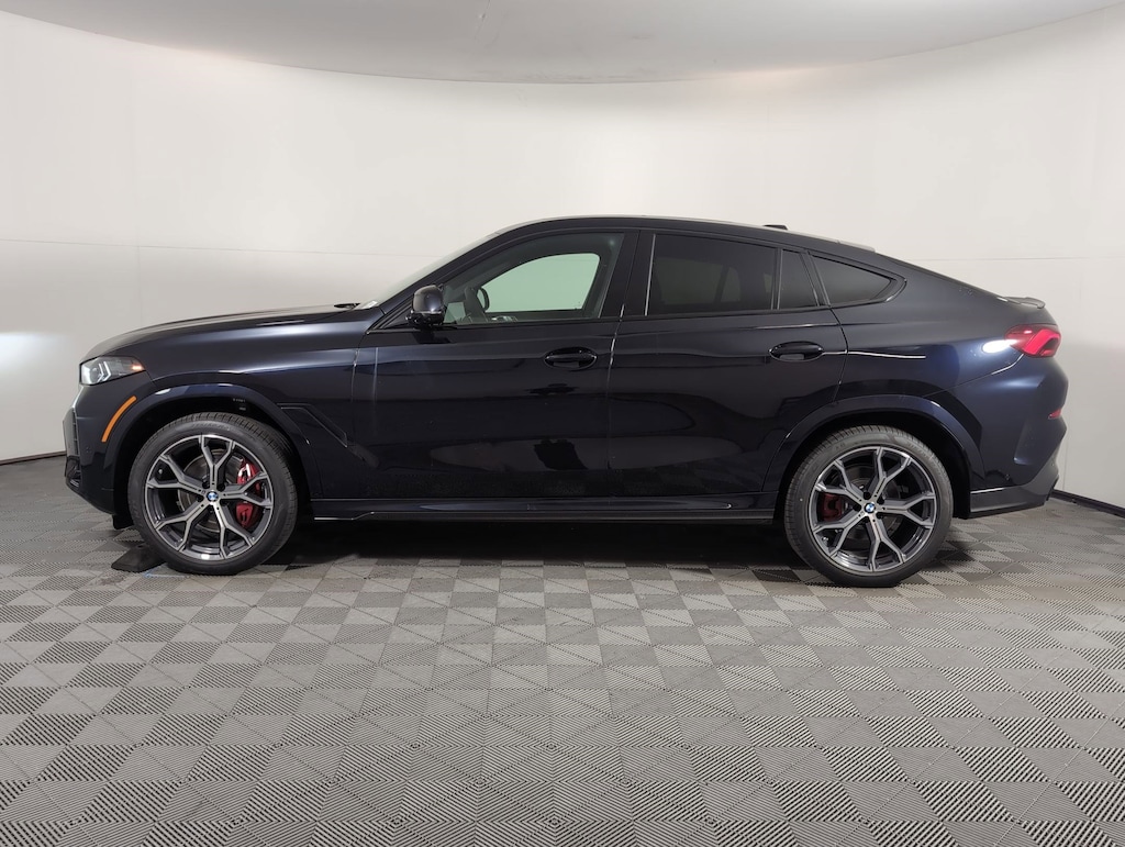 New 2026 BMW X6 xDrive40i SUV