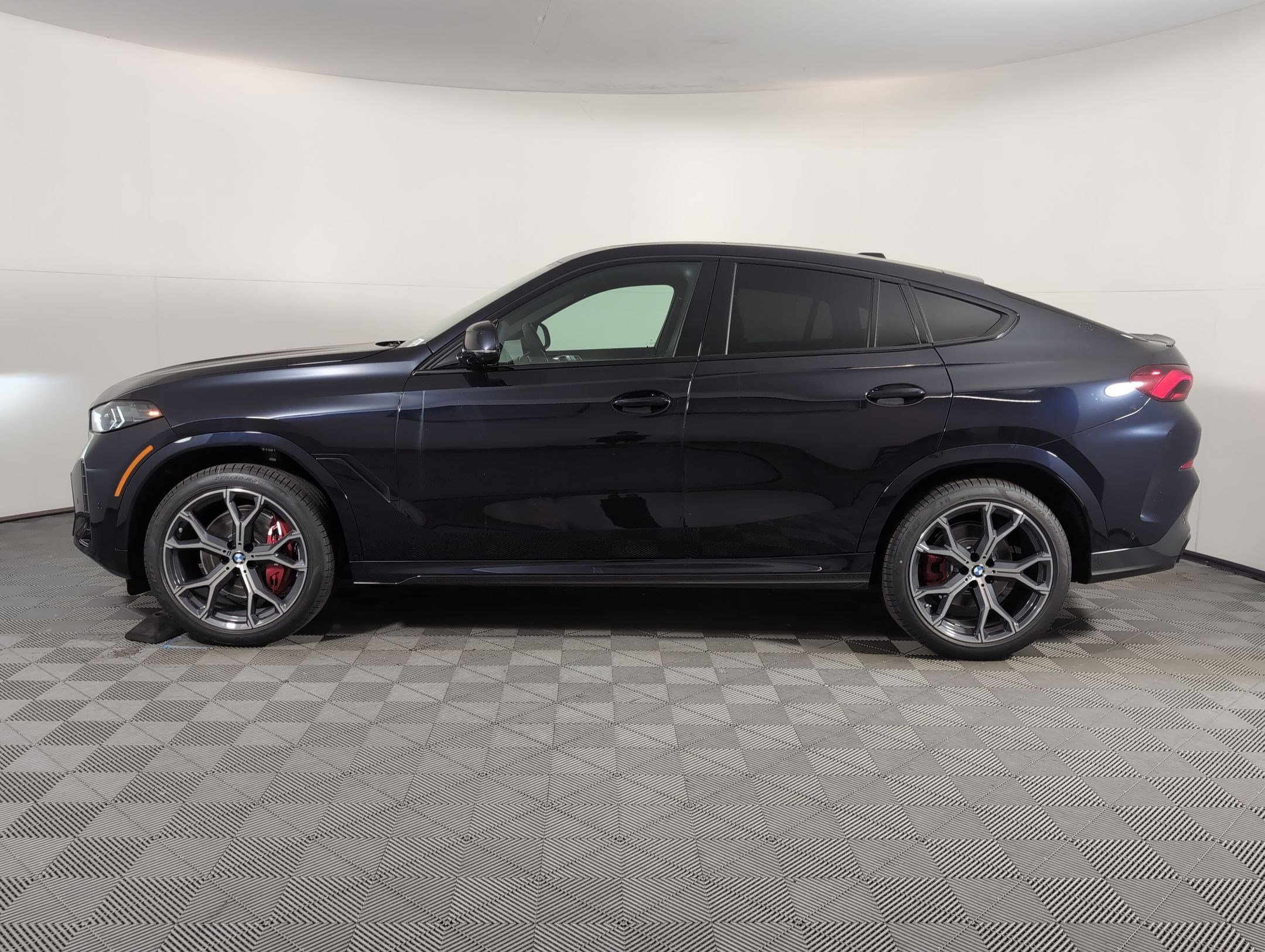 2026 Bmw X6 xDrive40i photo 2