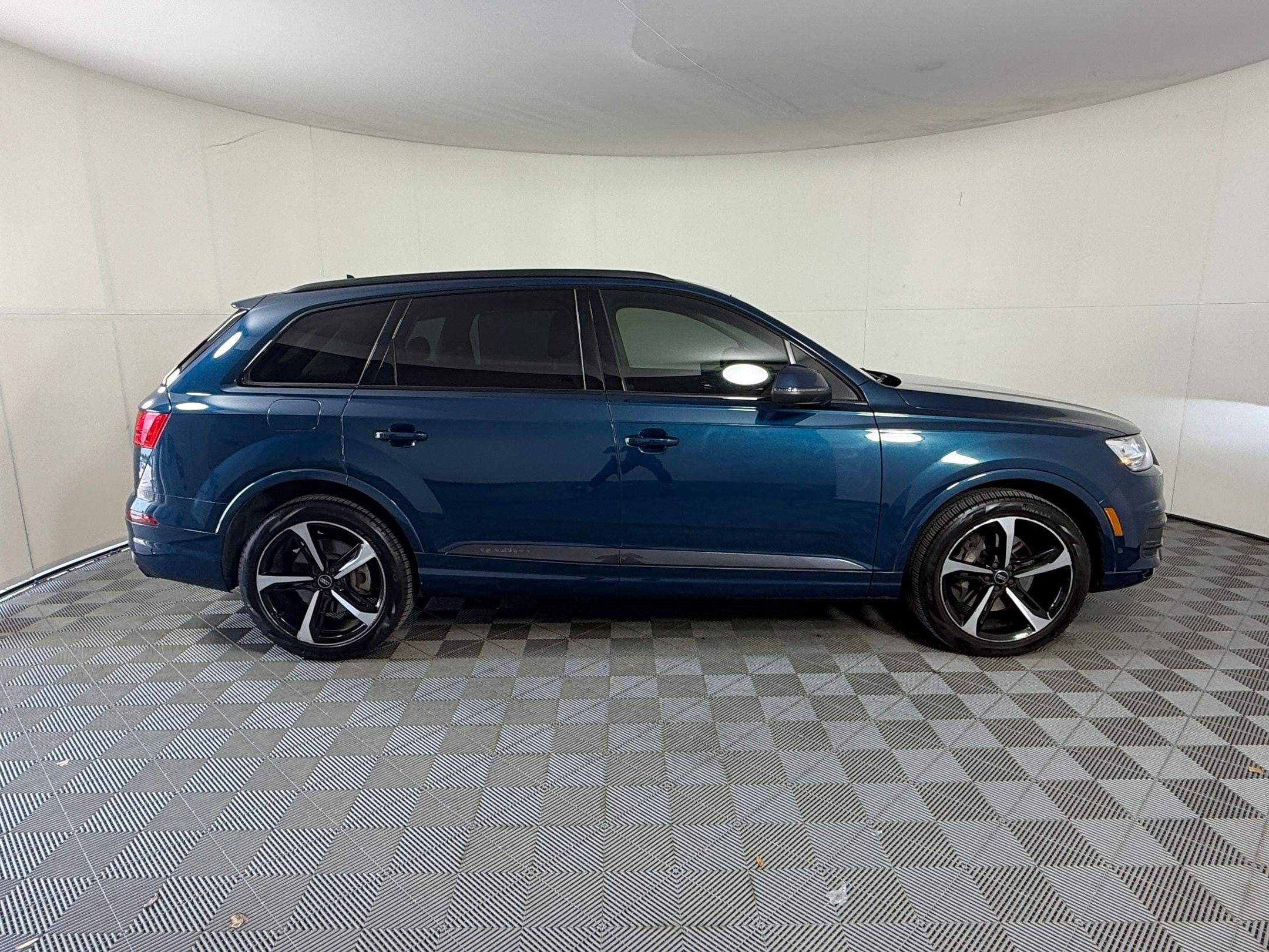 Q7 3.0T Premium SUV