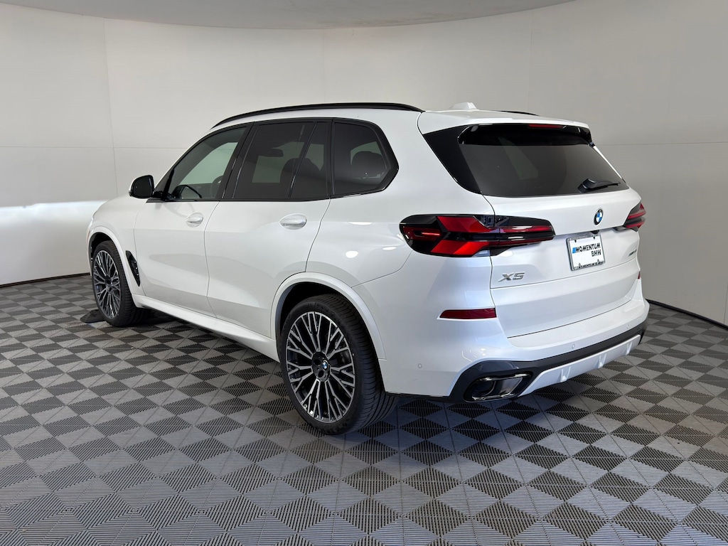 New 2026 BMW X5 xDrive40i SUV