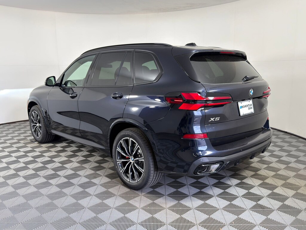 New 2026 BMW X5 sDrive40i SUV