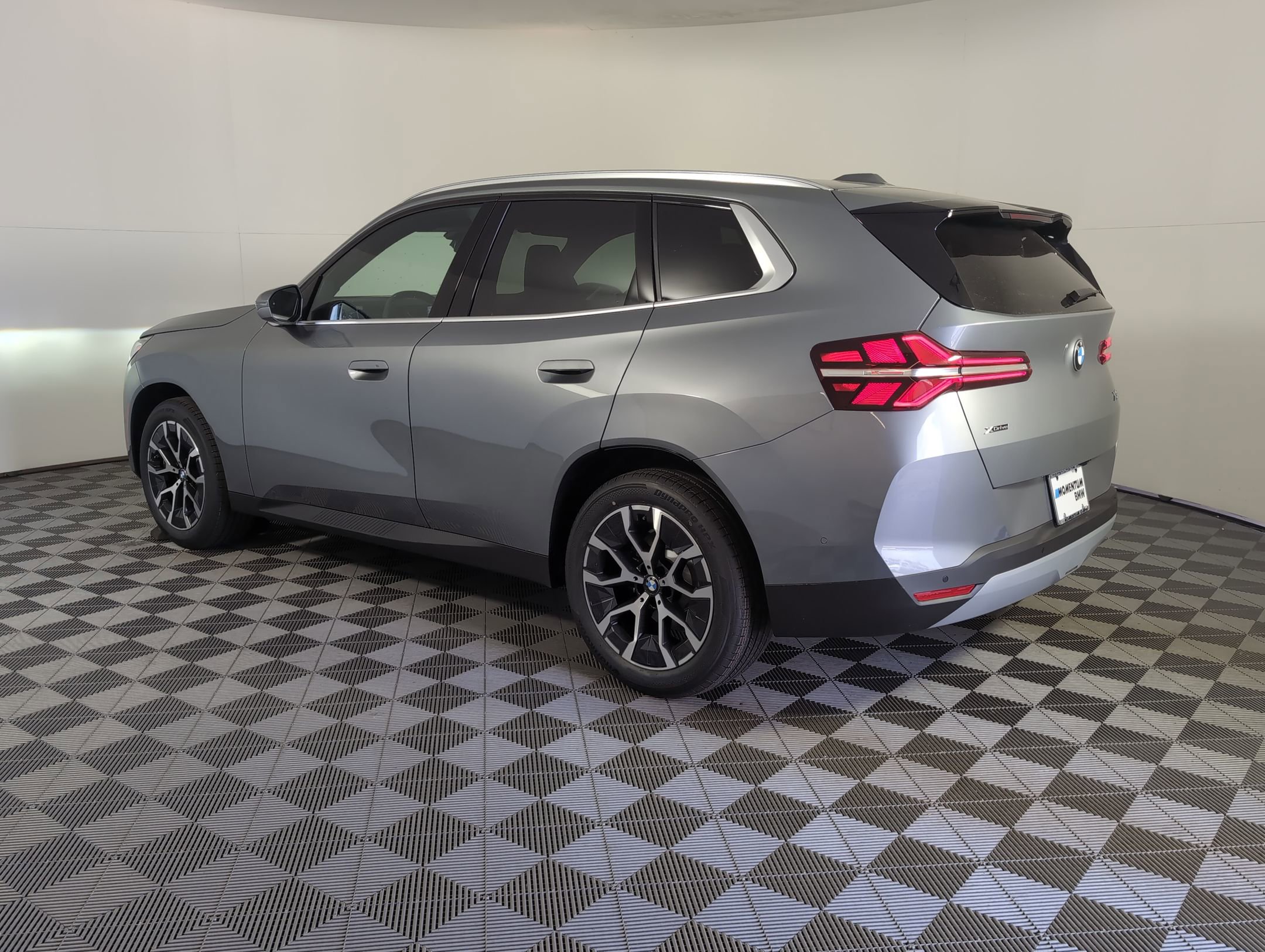 2026 Bmw X3 photo 3