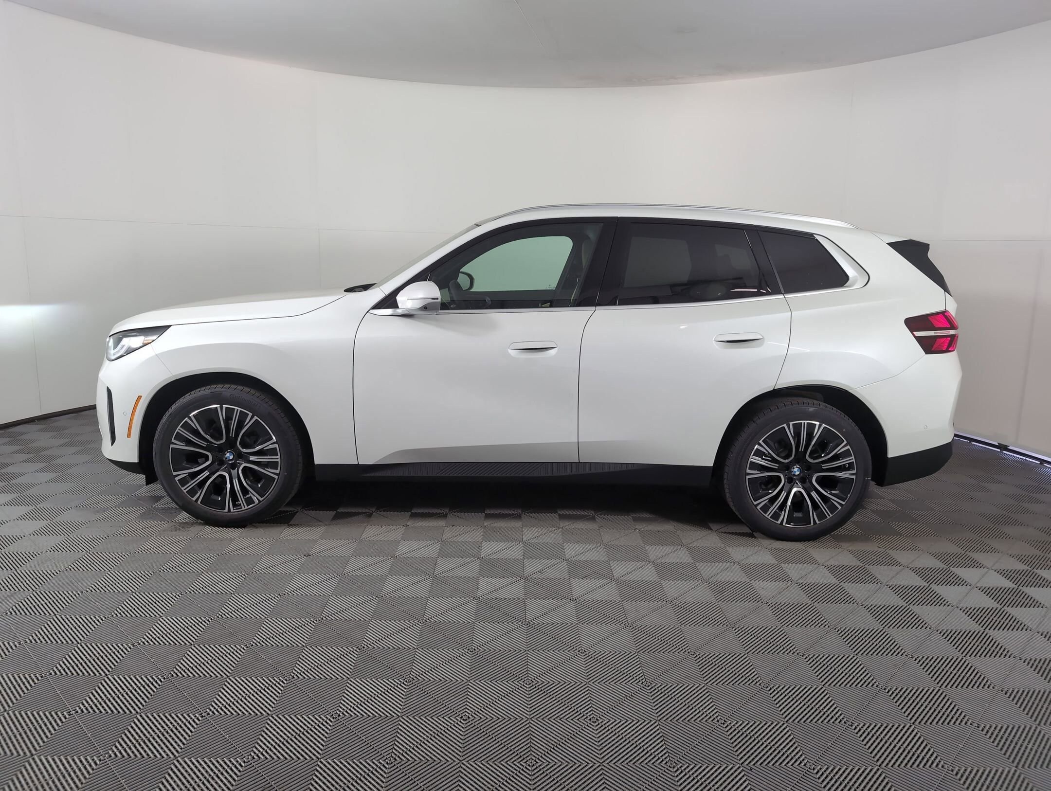 2025 Bmw X3 30x Drive photo 2