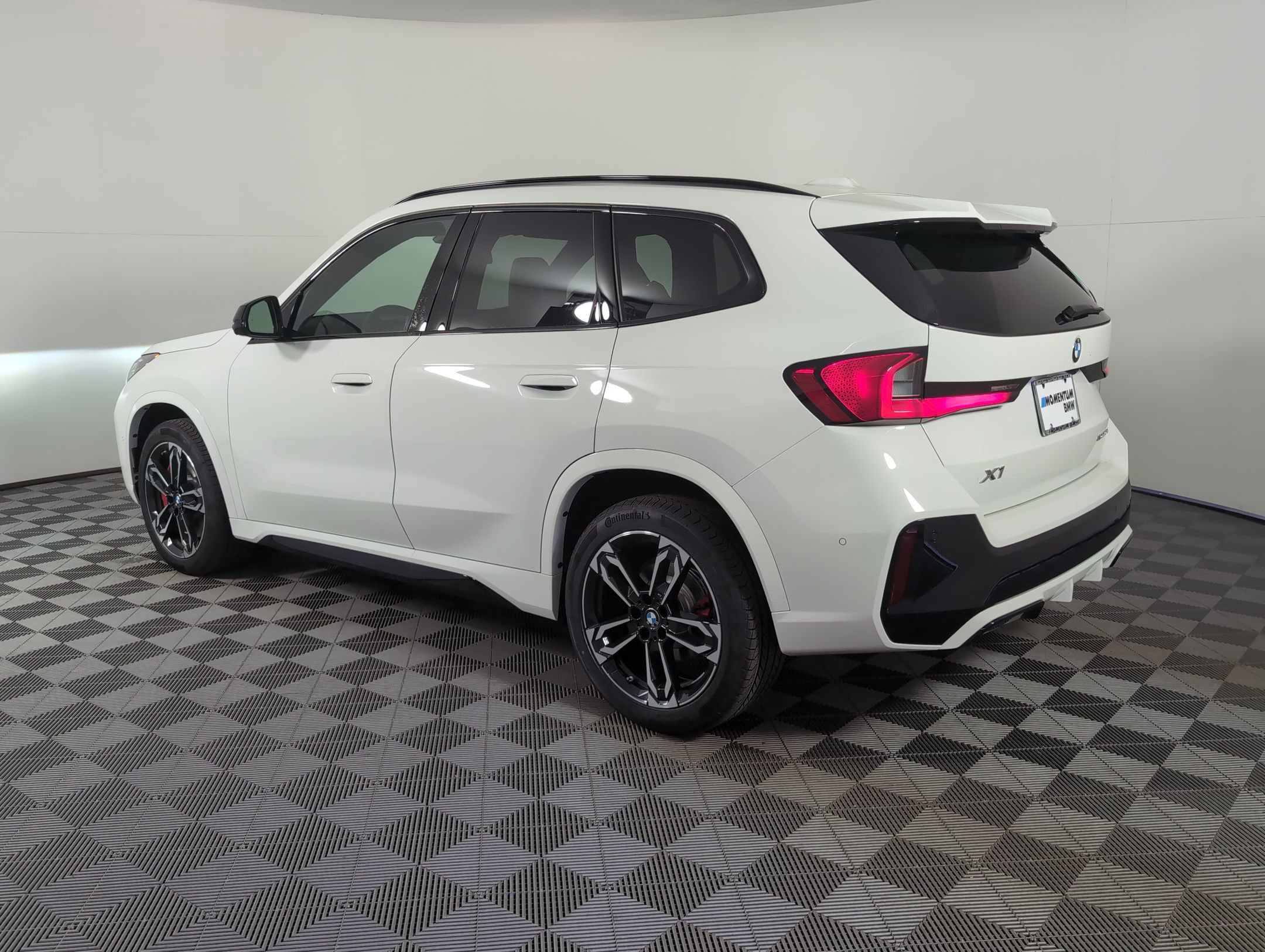 2026 Bmw X1 XDrive28i photo 3
