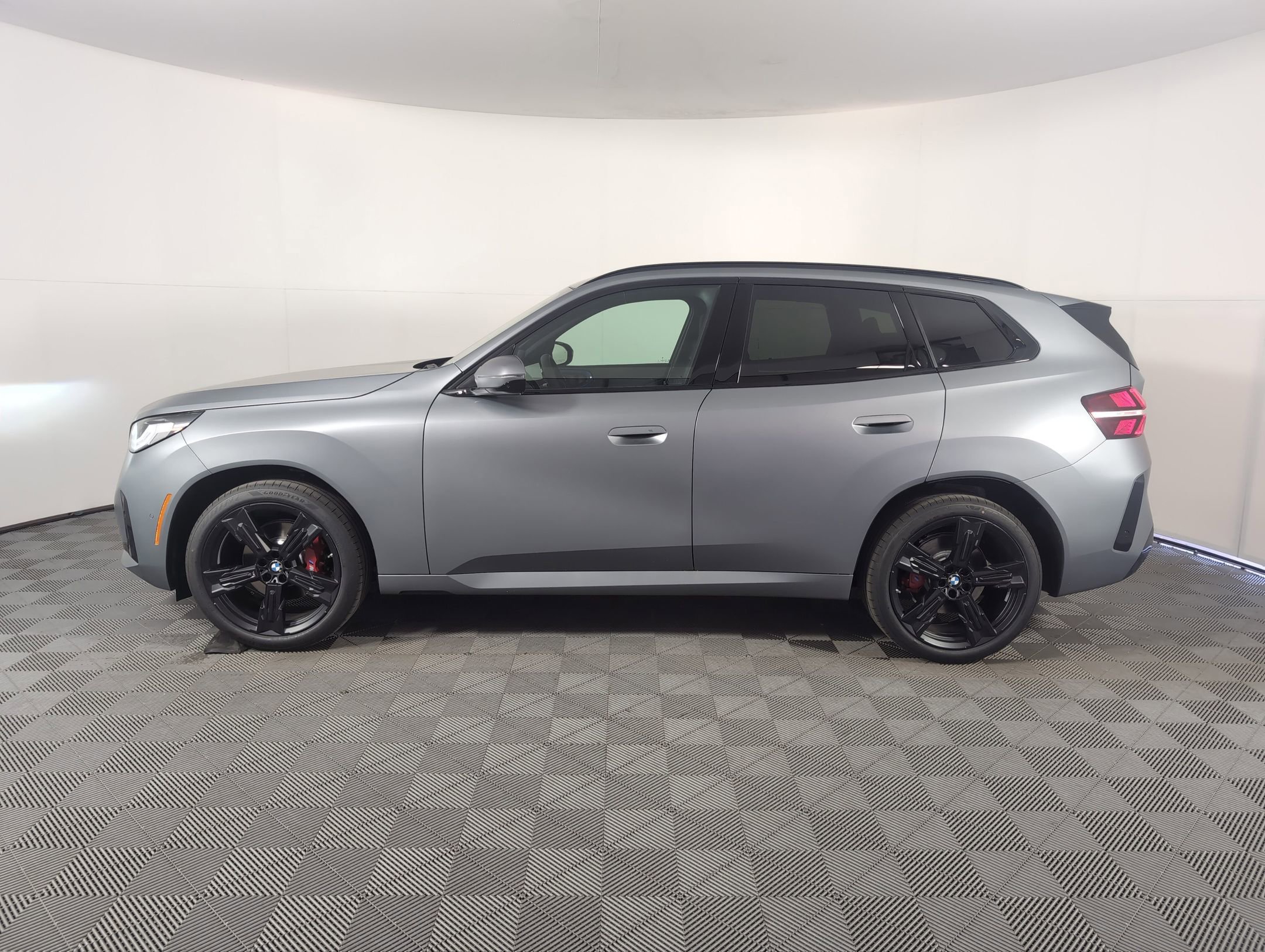 2025 Bmw X3 30x Drive photo 2