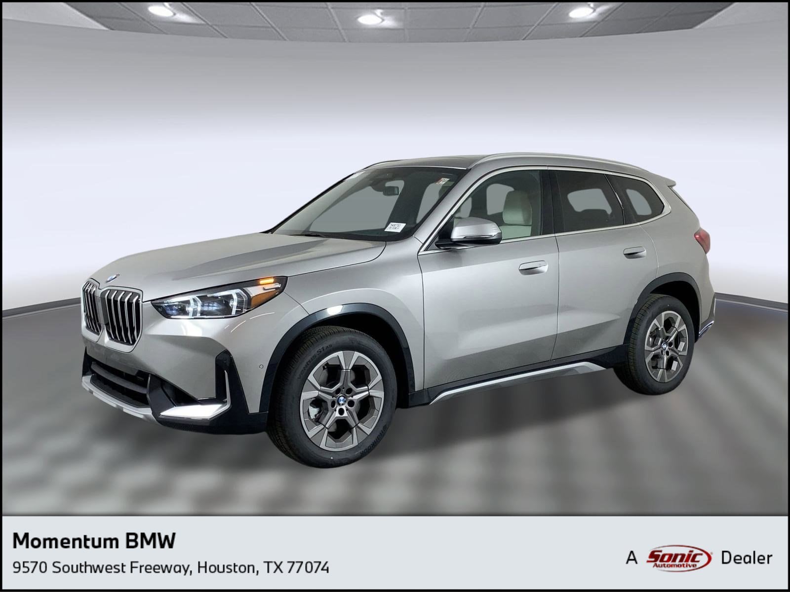2026 BMW X1 28i's photo