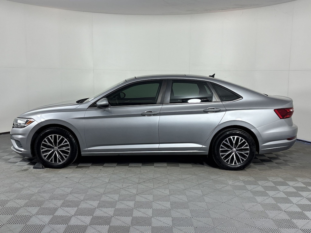 Used 2021 Volkswagen Jetta 1.4T SE Sedan