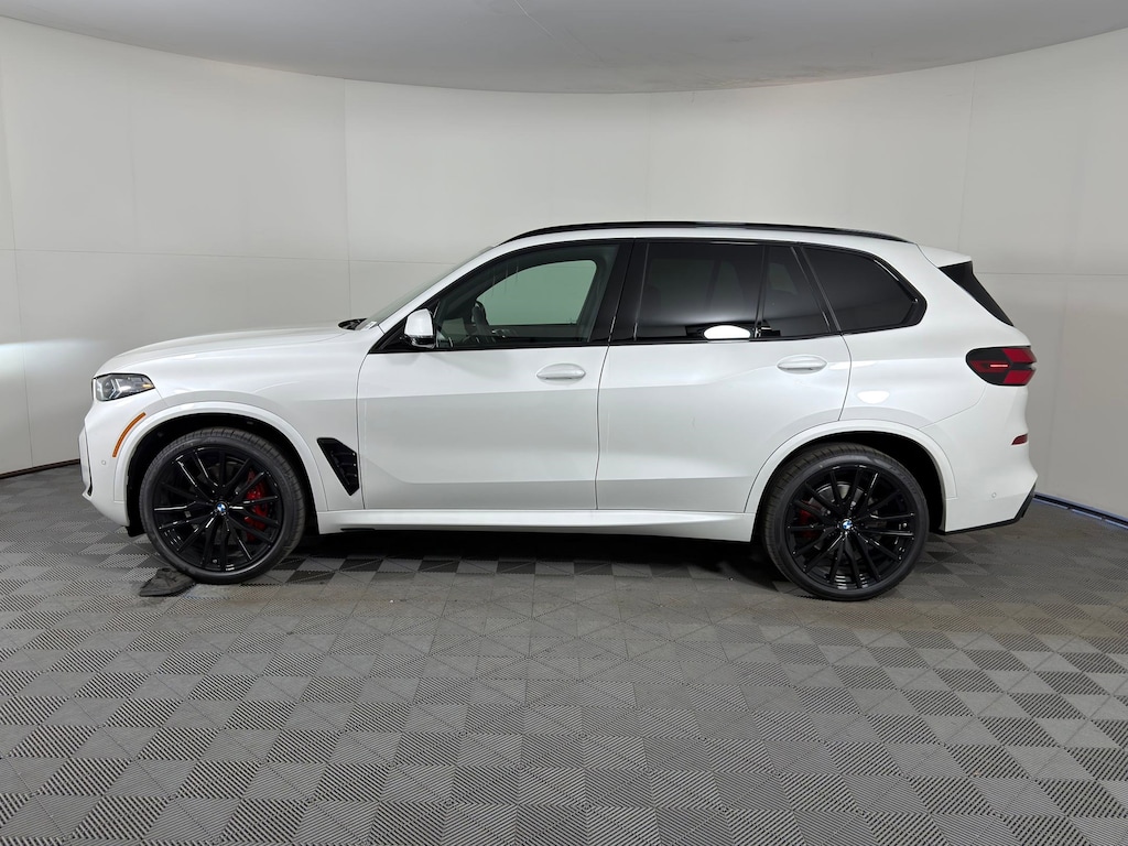 New 2026 BMW X5 sDrive40i SUV