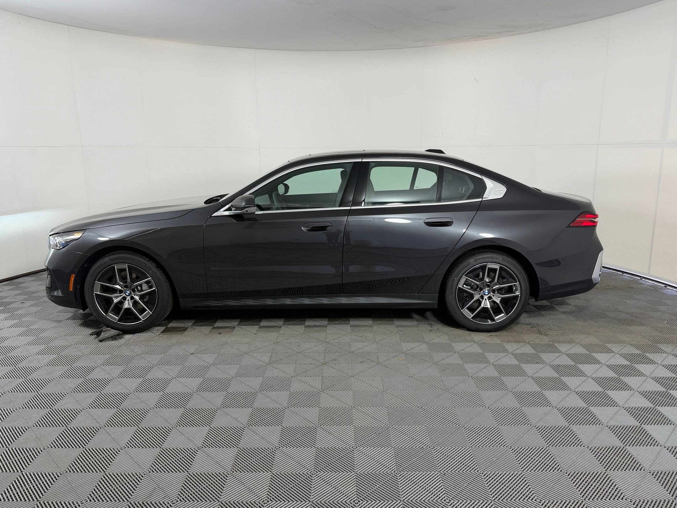 530i Sedan