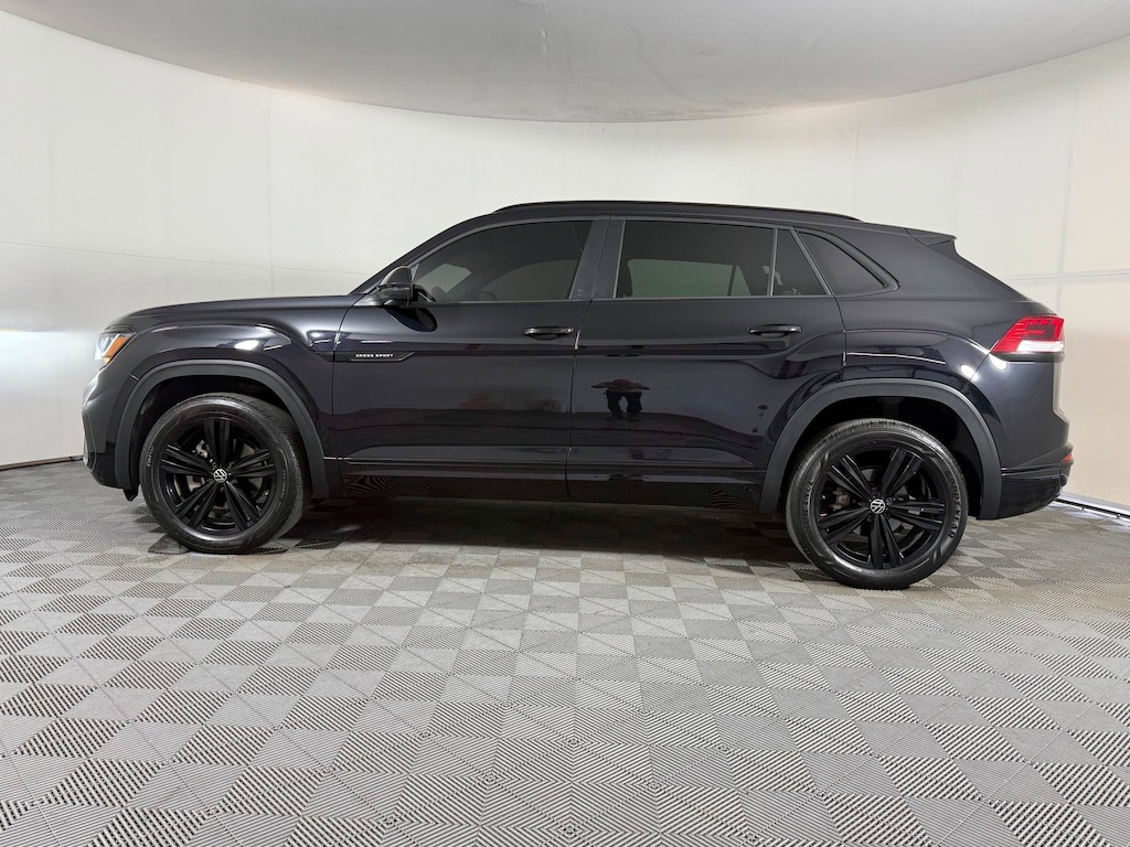 Used 2022 Volkswagen Atlas Cross Sport 2.0T SEL R-Line Black SUV
