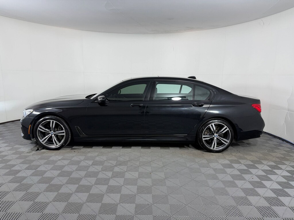 Used 2019 BMW 740i Sedan