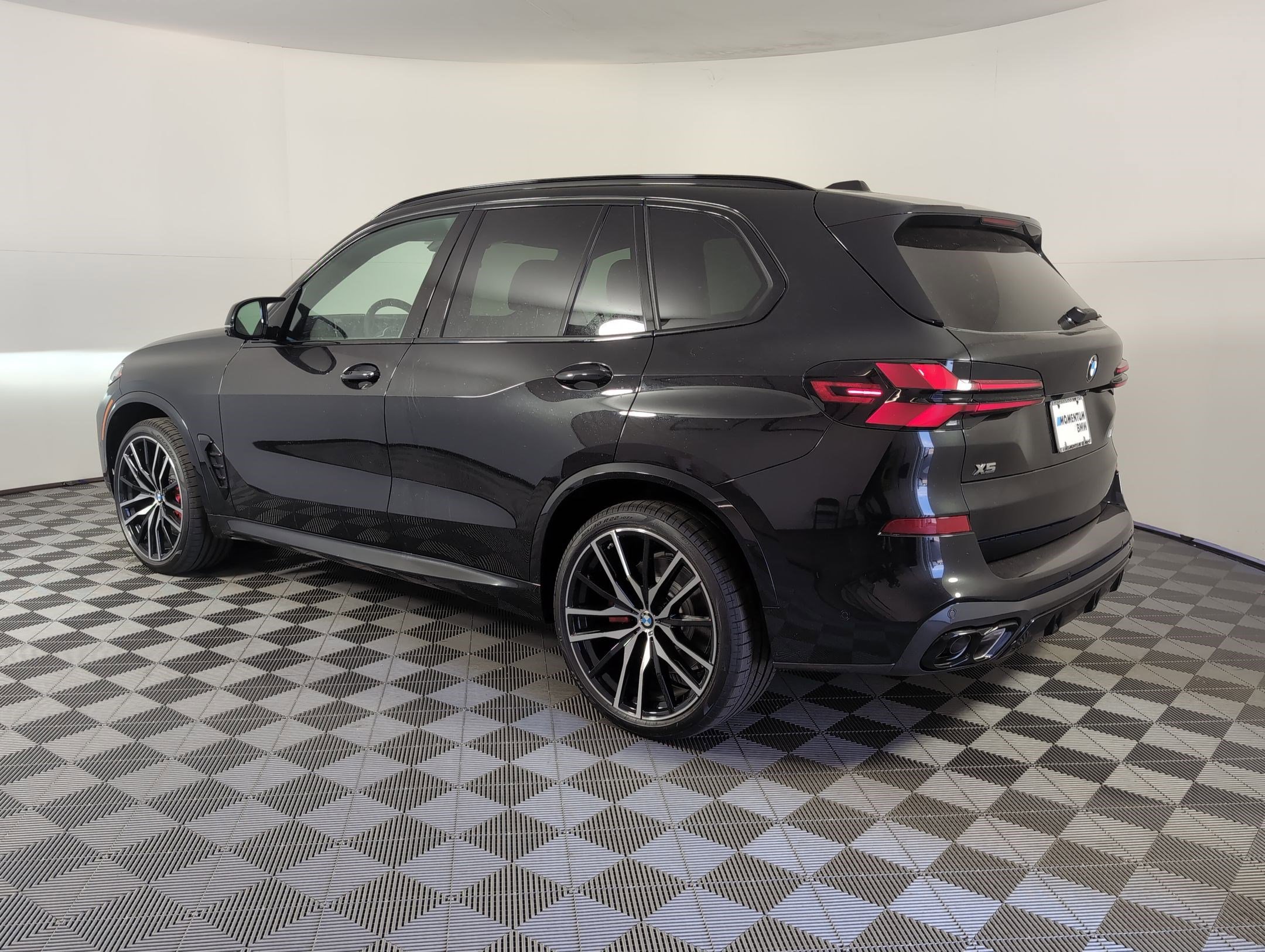 2026 Bmw X5 M60i photo 2