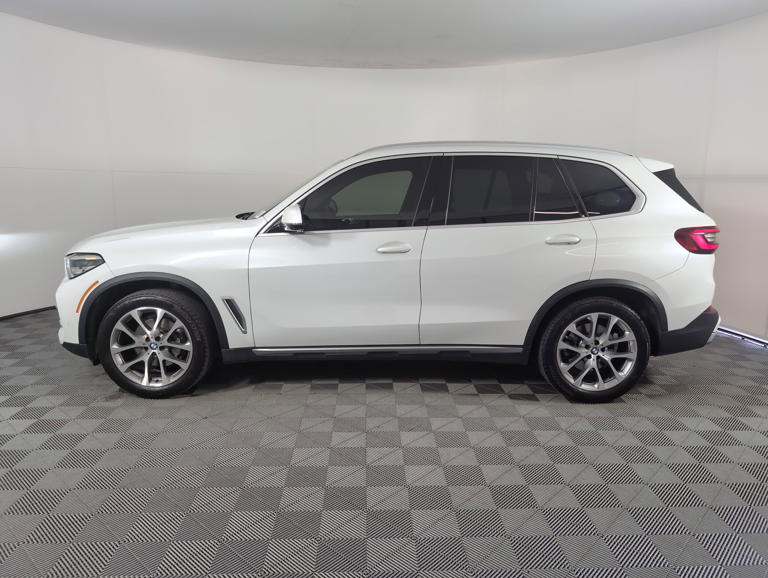 2023 Bmw X5 xDrive40i photo 3