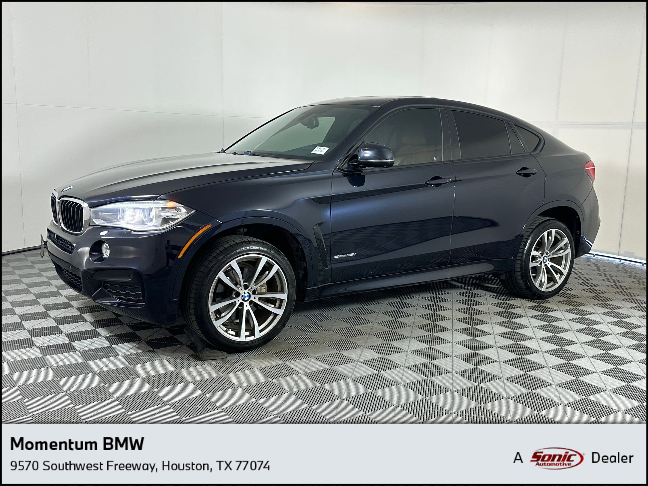 2015 BMW X6 sDrive35i's photo