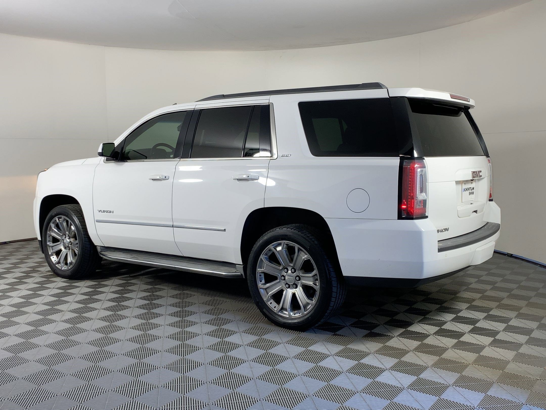 2015 Gmc Yukon SLT photo 3