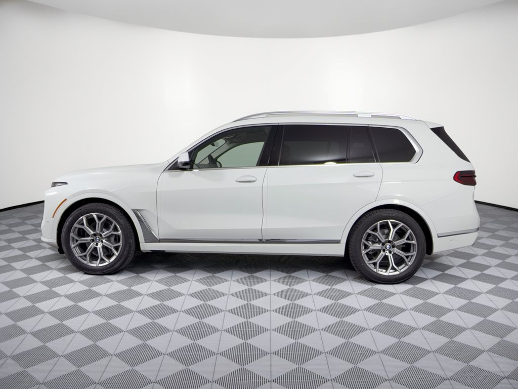 New 2027 BMW X7 xDrive40i SUV