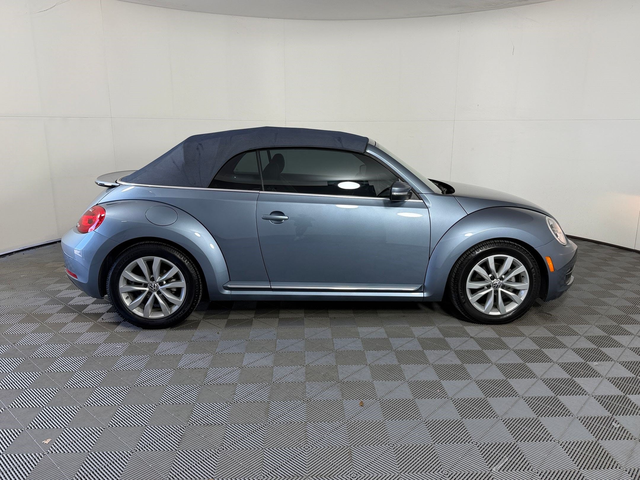 Beetle 1.8T Denim Convertible