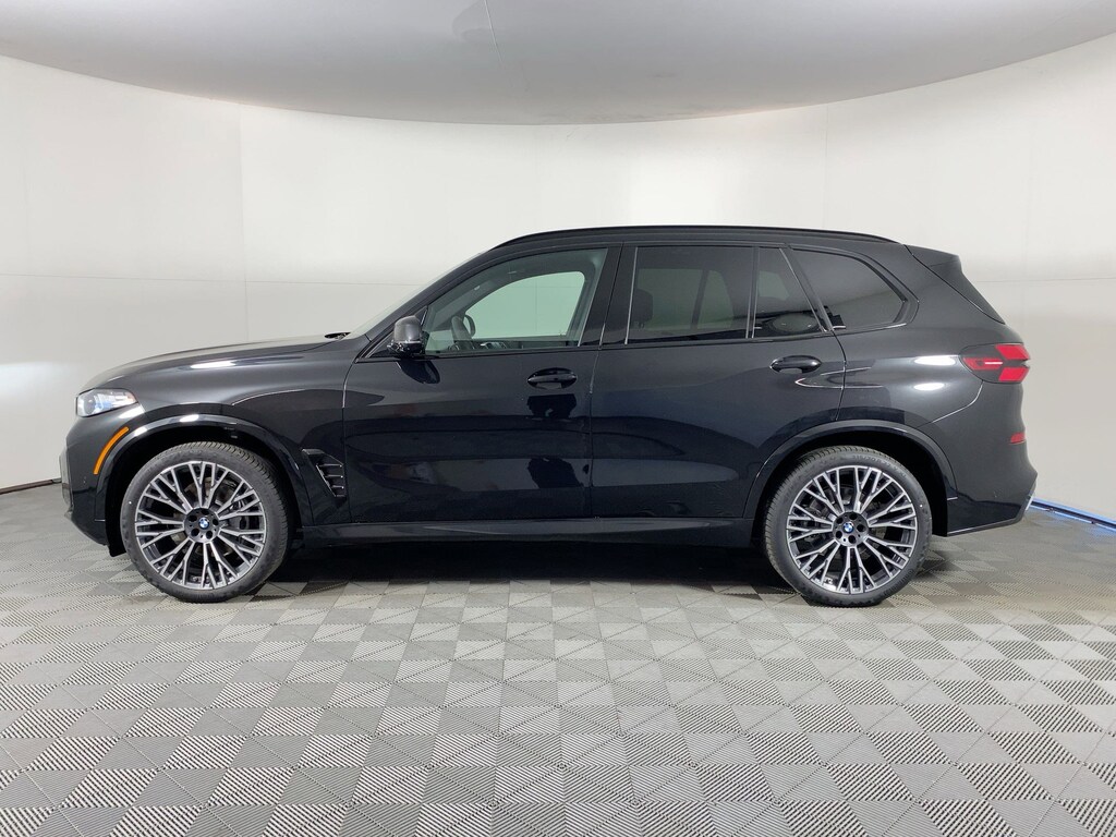 New 2026 BMW X5 sDrive40i SUV