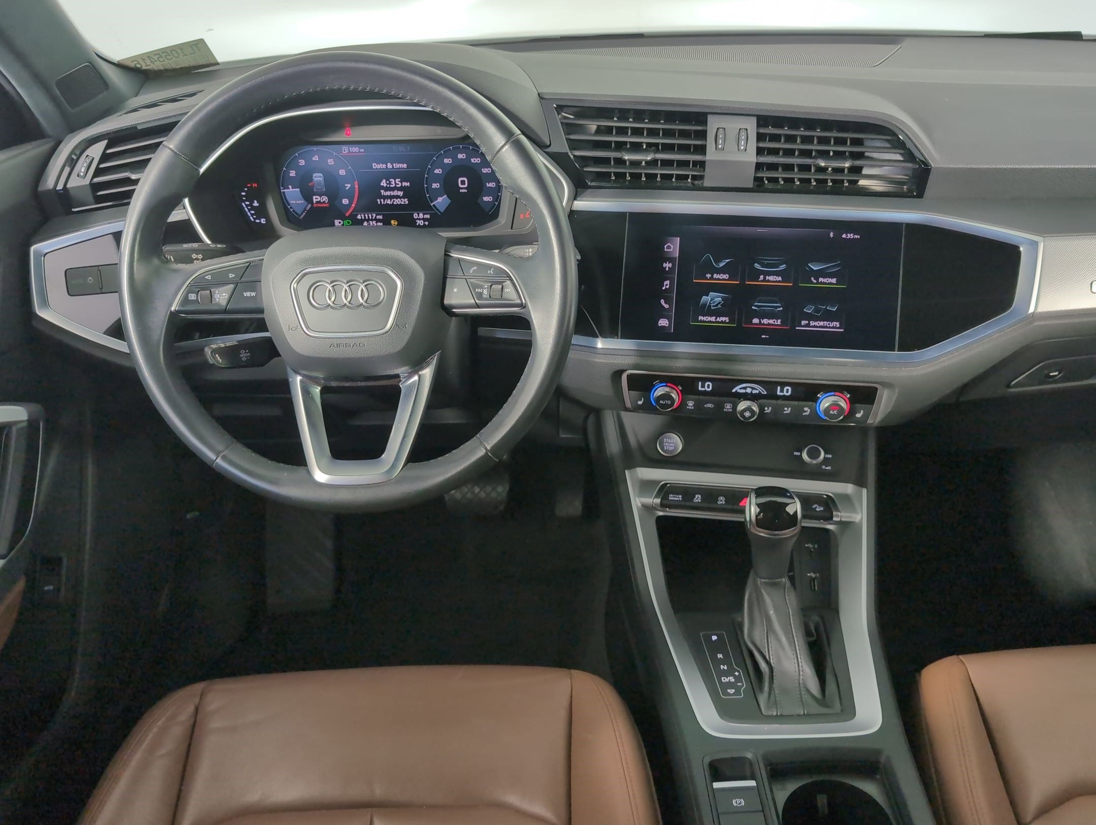 2020 Audi Q3 45 TFSI S line Premium photo 3