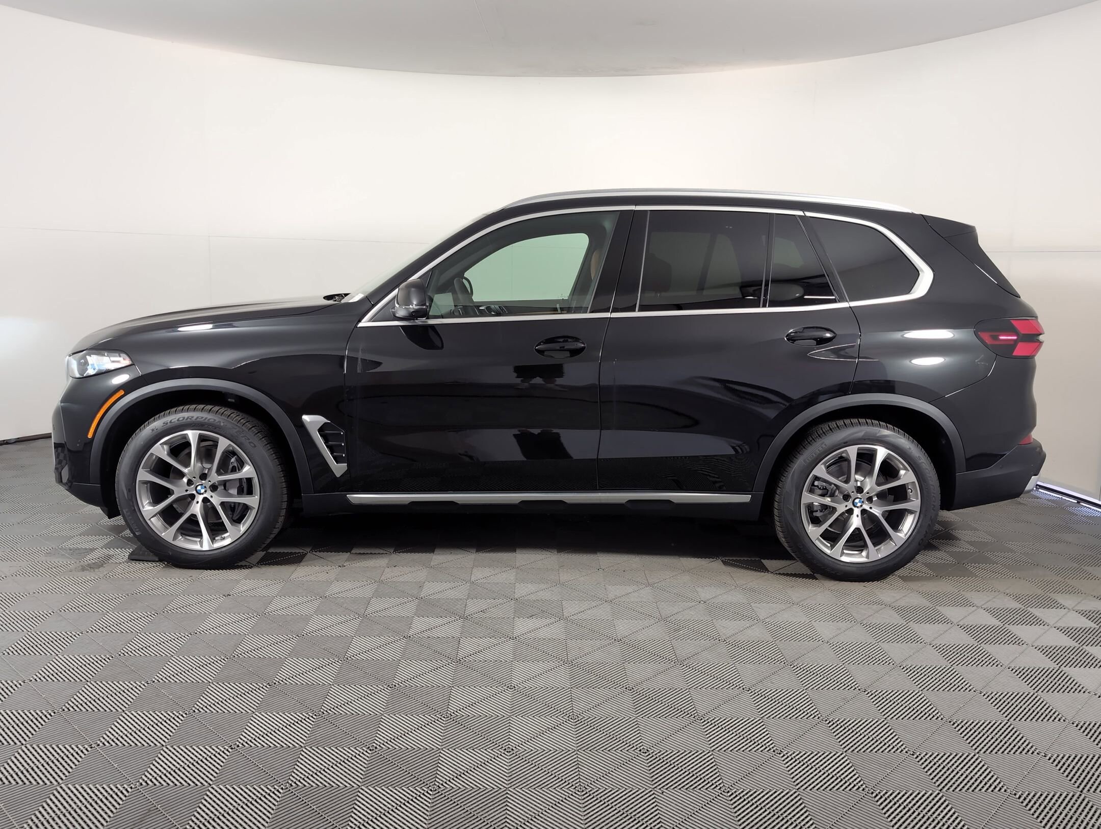 2026 Bmw X5 xDrive40i photo 2