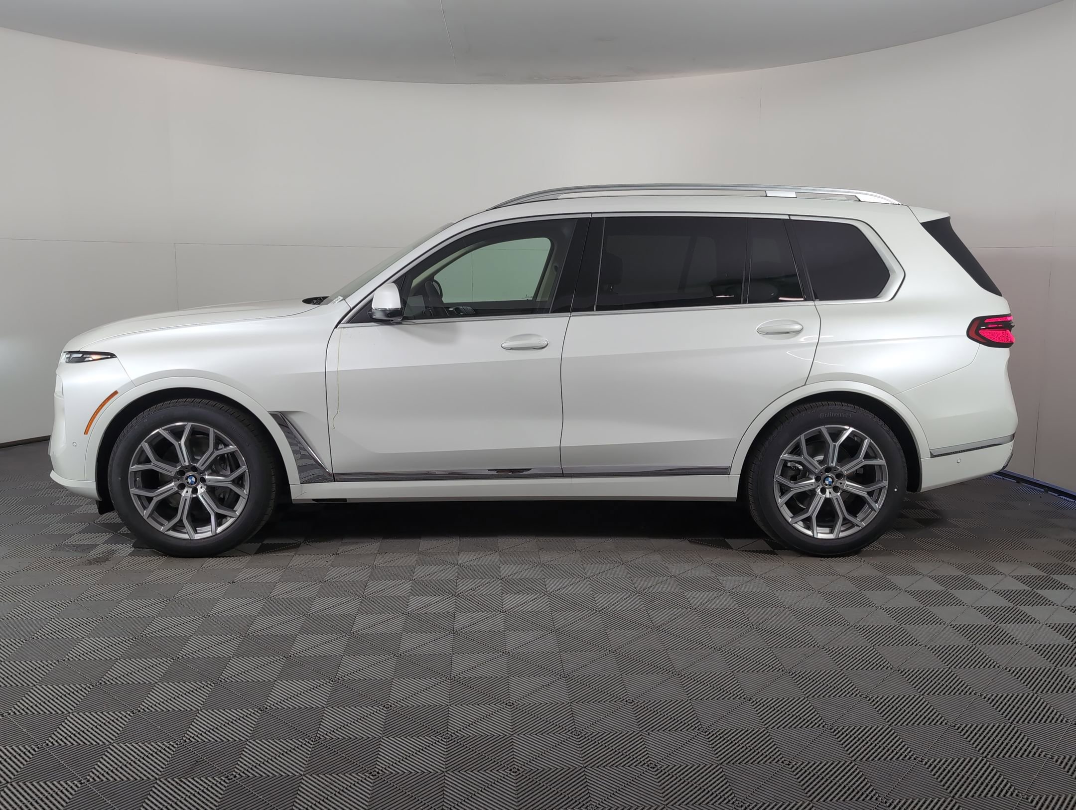 2026 Bmw X7 xDrive40i photo 2