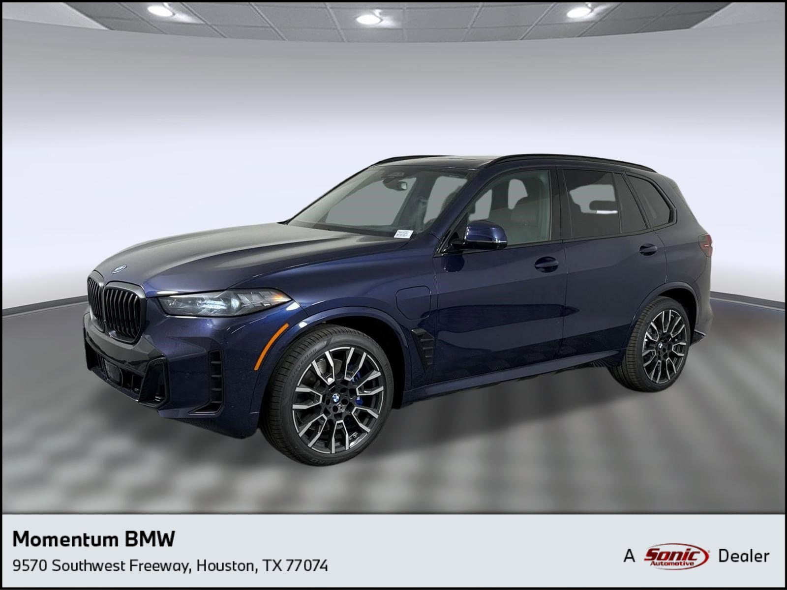 2026 BMW X5 xDrive50e's photo