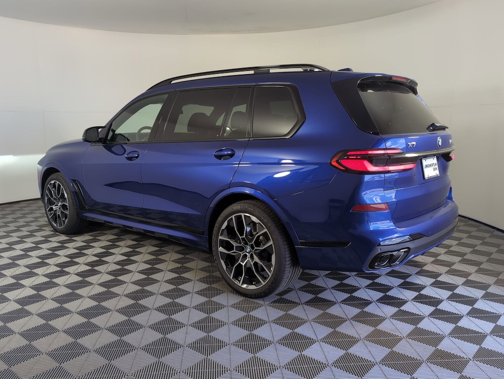 New 2026 BMW X7 M60i SUV