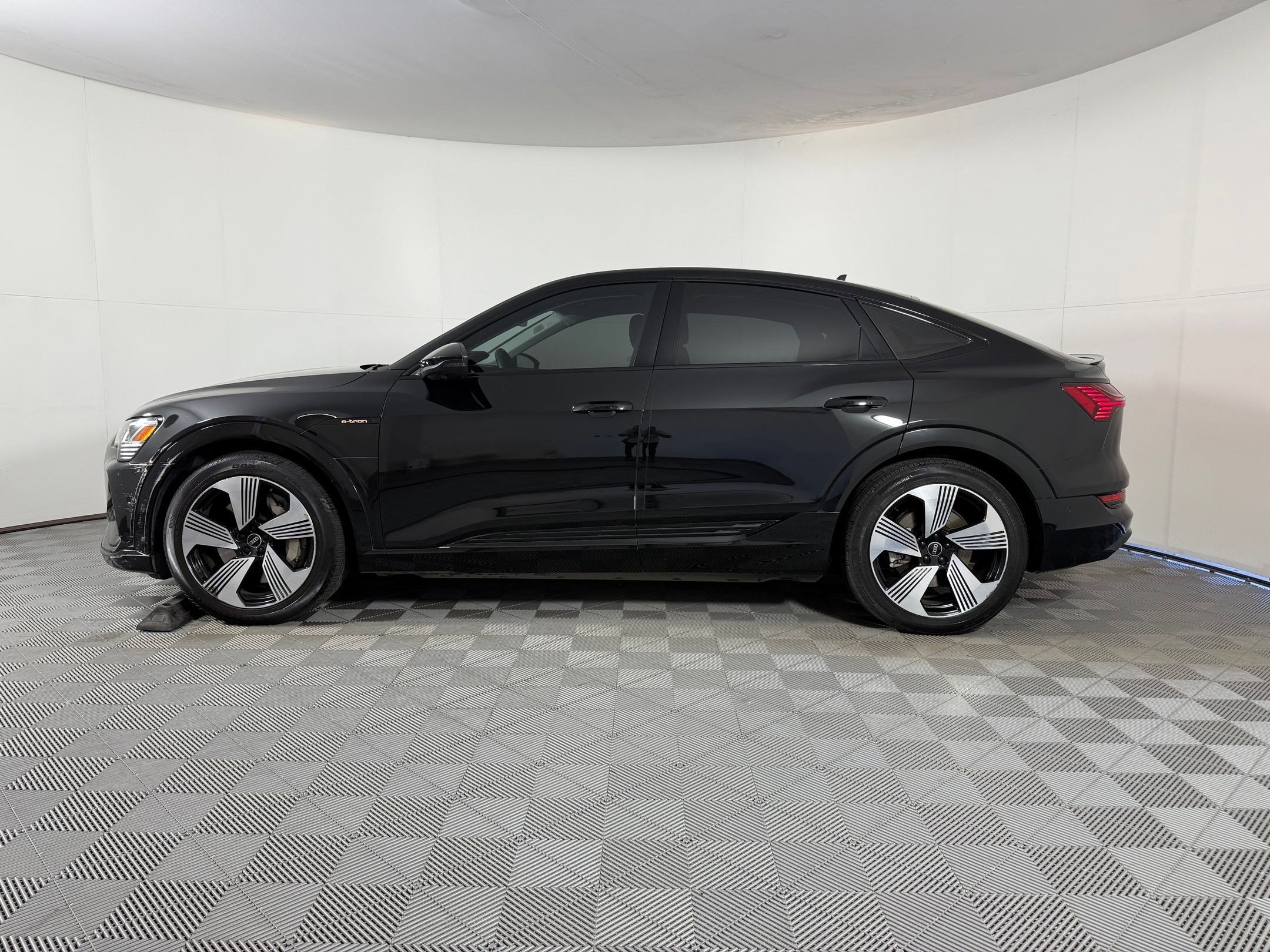 Used 2021 Audi e-tron Sportback Prestige with VIN WA13ABGE2MB020780 for sale in Houston, TX