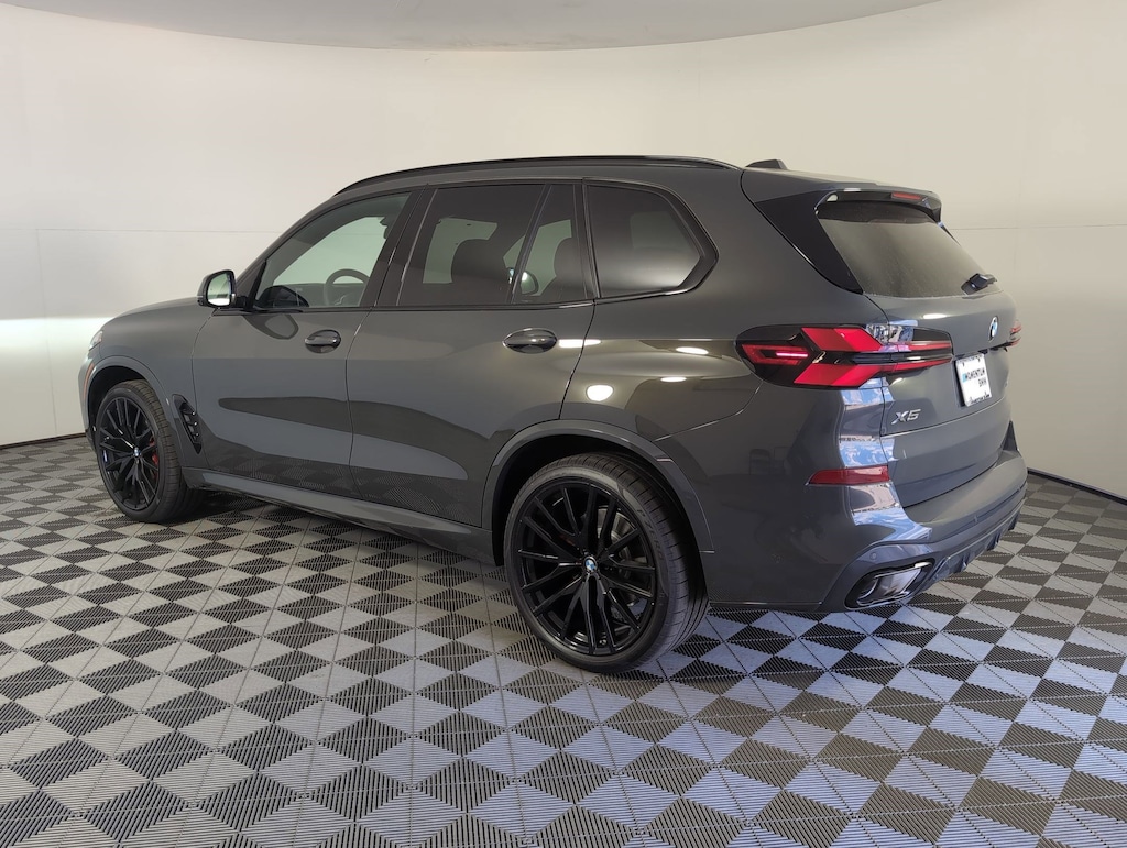 New 2026 BMW X5 sDrive40i SUV