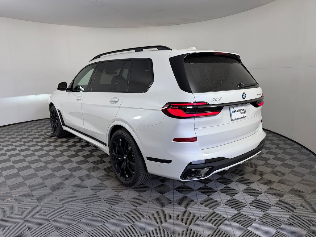 New 2027 BMW X7 xDrive40i SUV