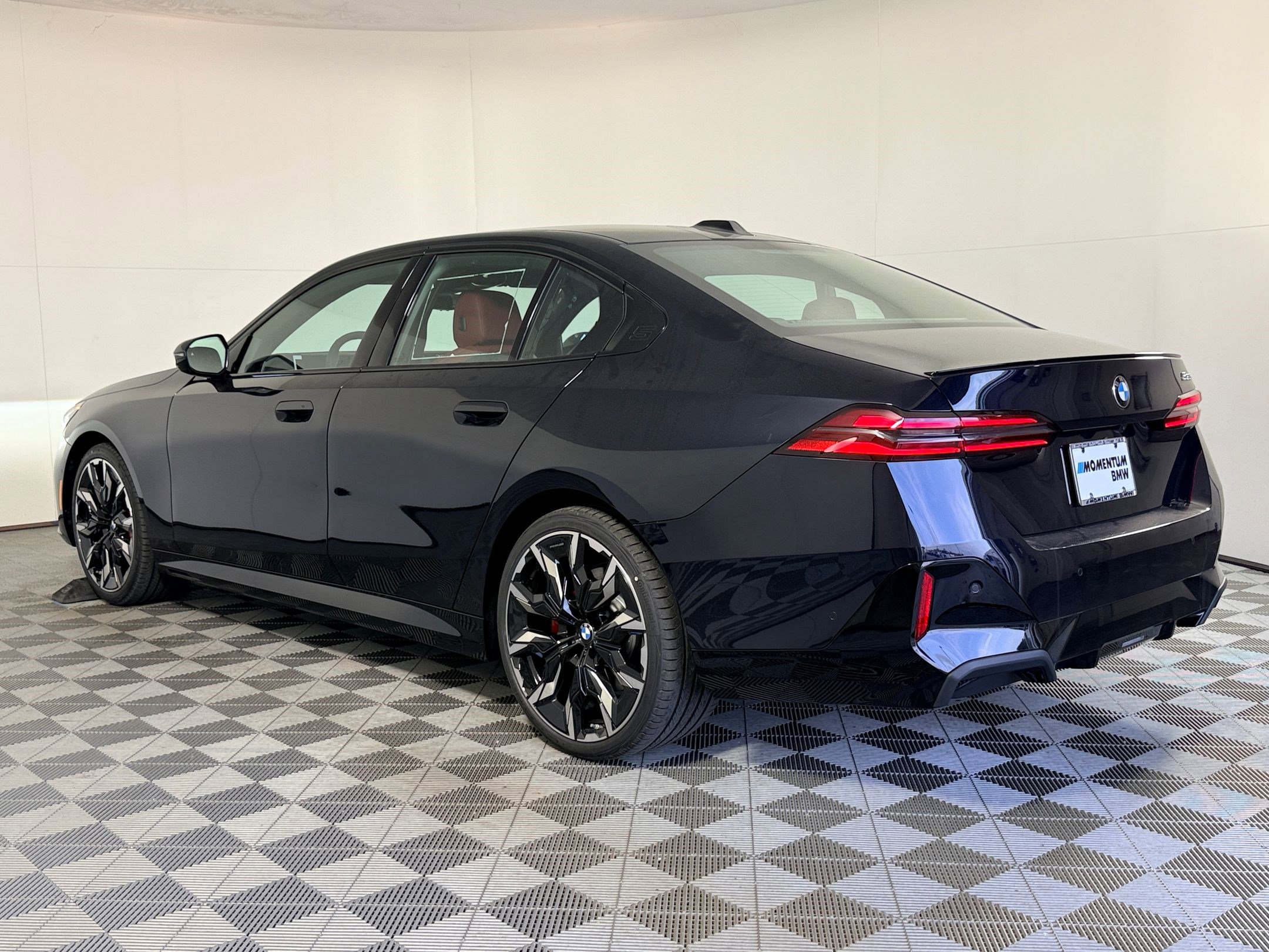 2026 Bmw 530i Sedan photo 2