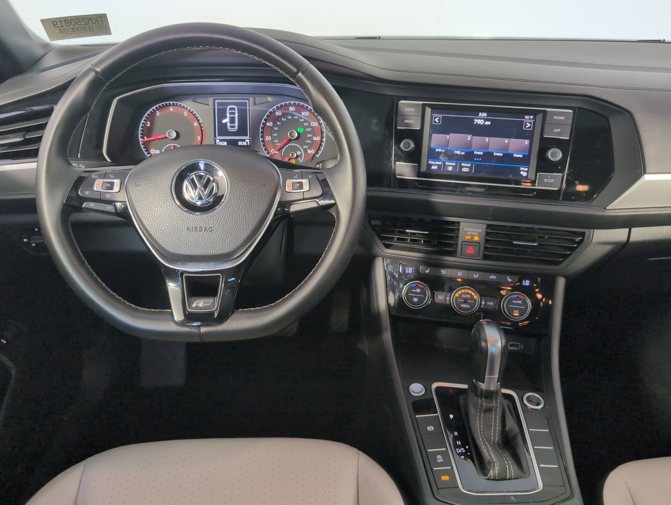 2019 Volkswagen Jetta 1.4T R-Line photo 4