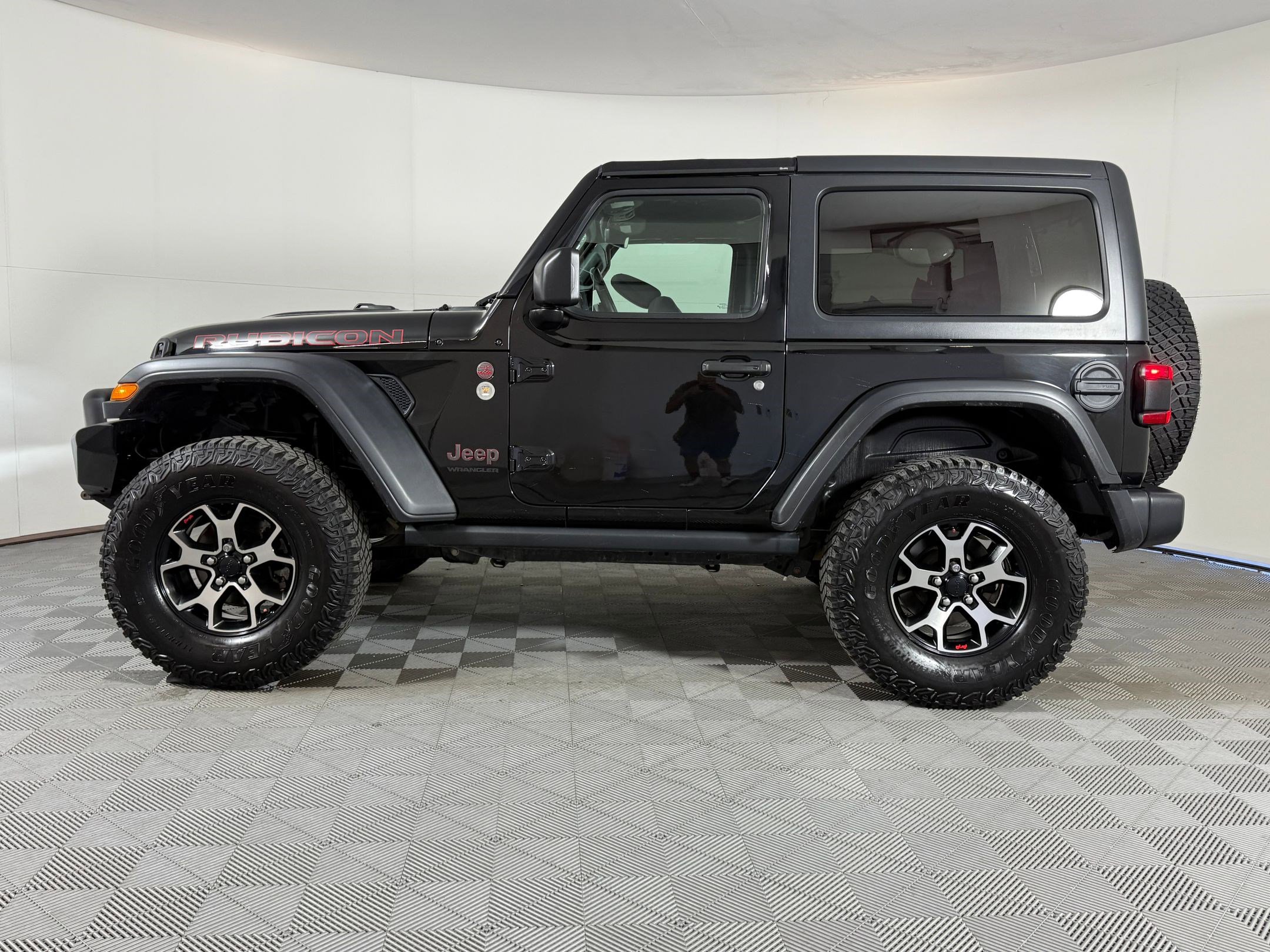 2020 Jeep Wrangler Rubicon photo 2