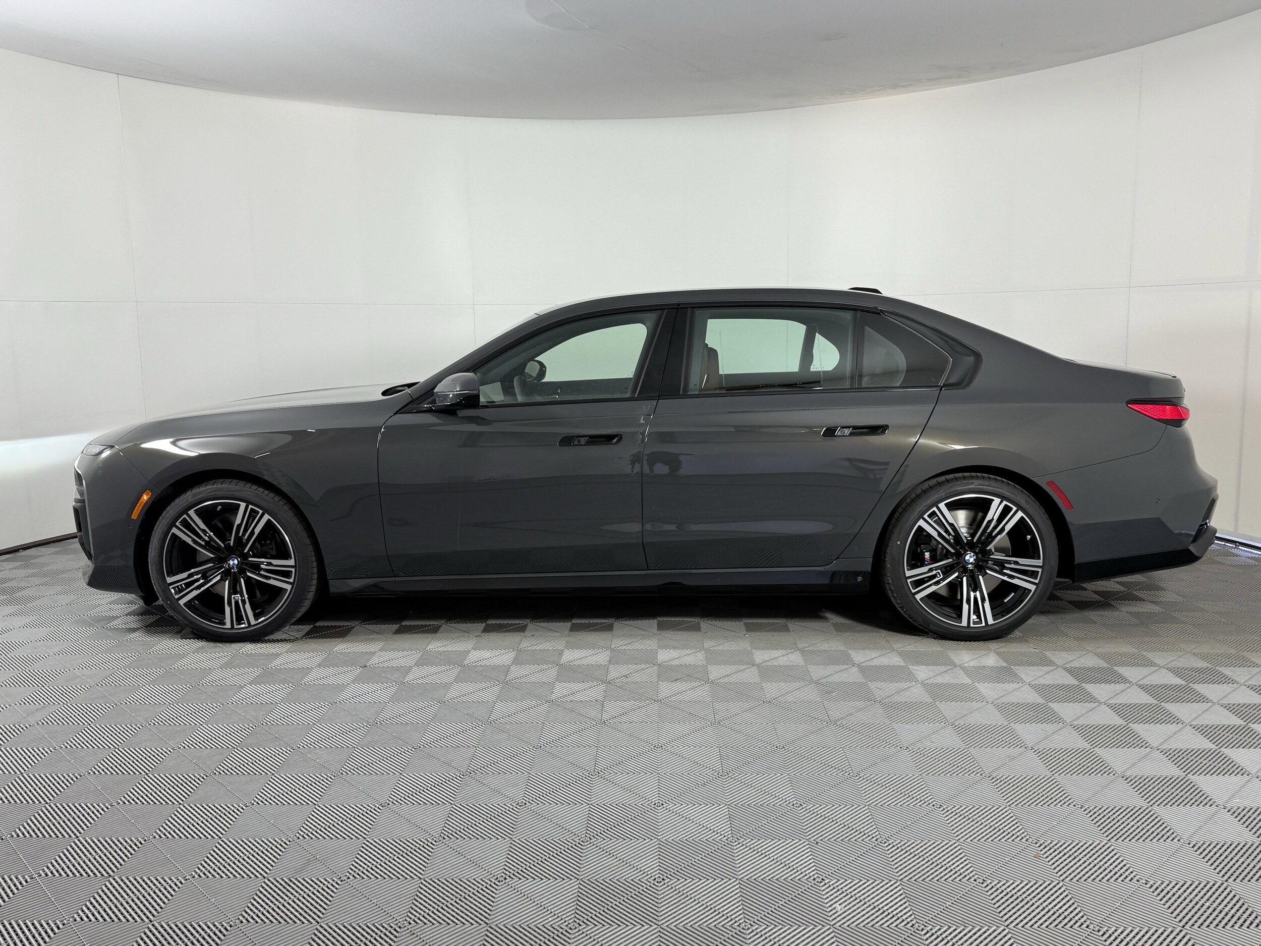 2025 Bmw 760i xDrive photo 4