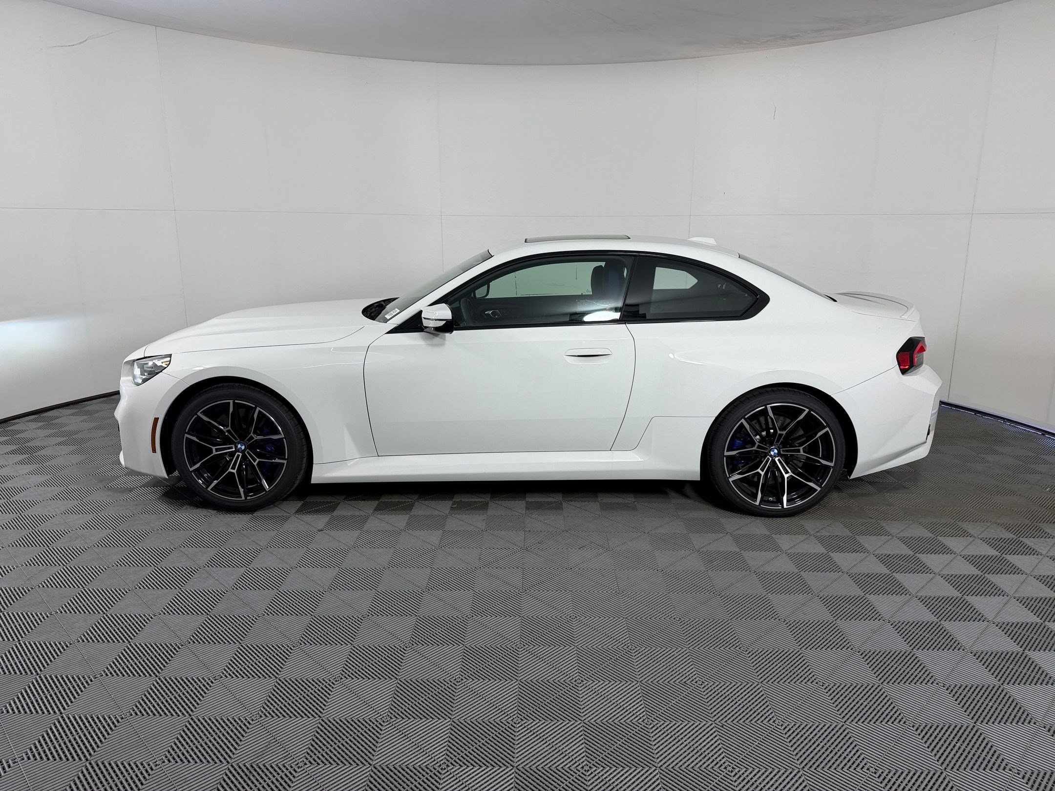 M2 Base Coupe