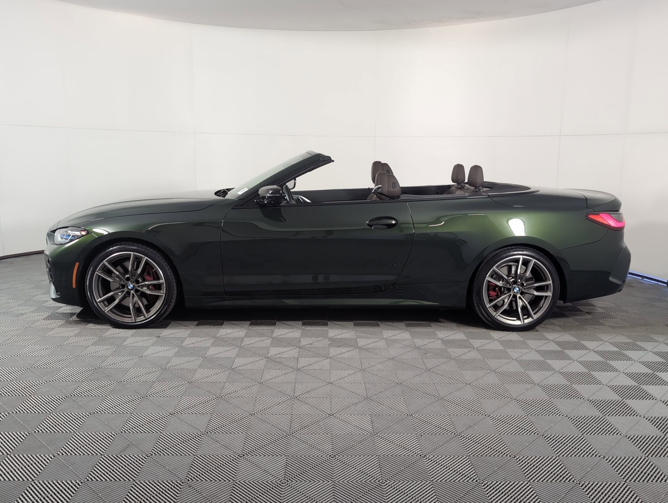 2024 Bmw M440i photo 2