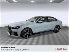 2026 BMW 550e xDrive Sedan