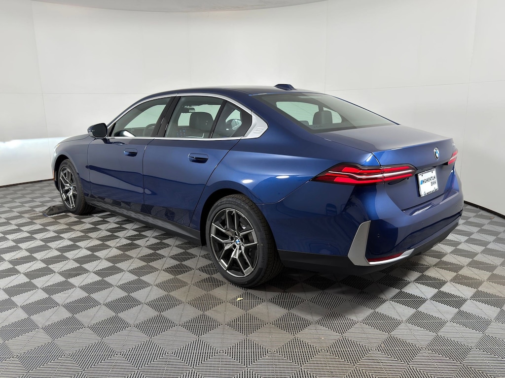 New 2026 BMW 530i Sedan